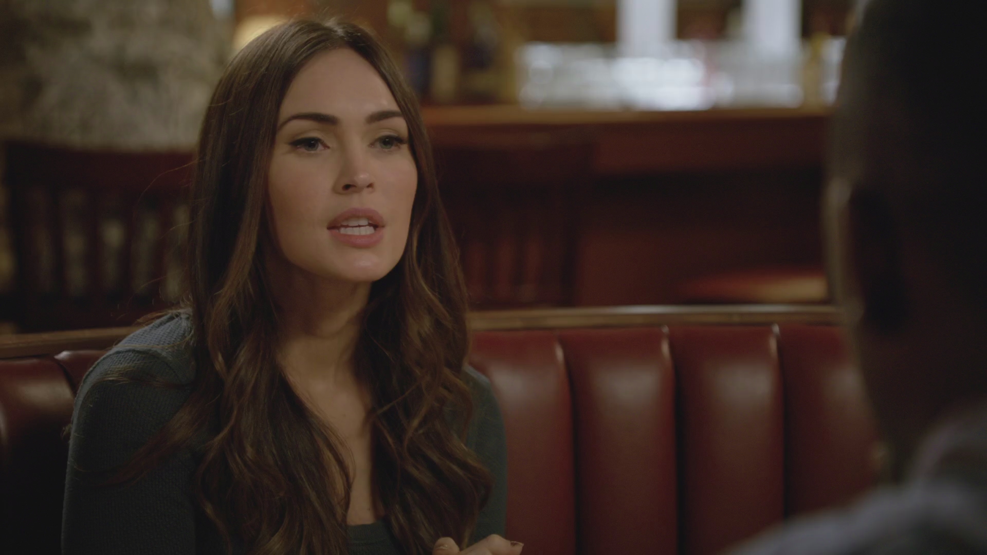 megan-fox-new-girl-s05e07-2016-hd-1080p-8.jpg