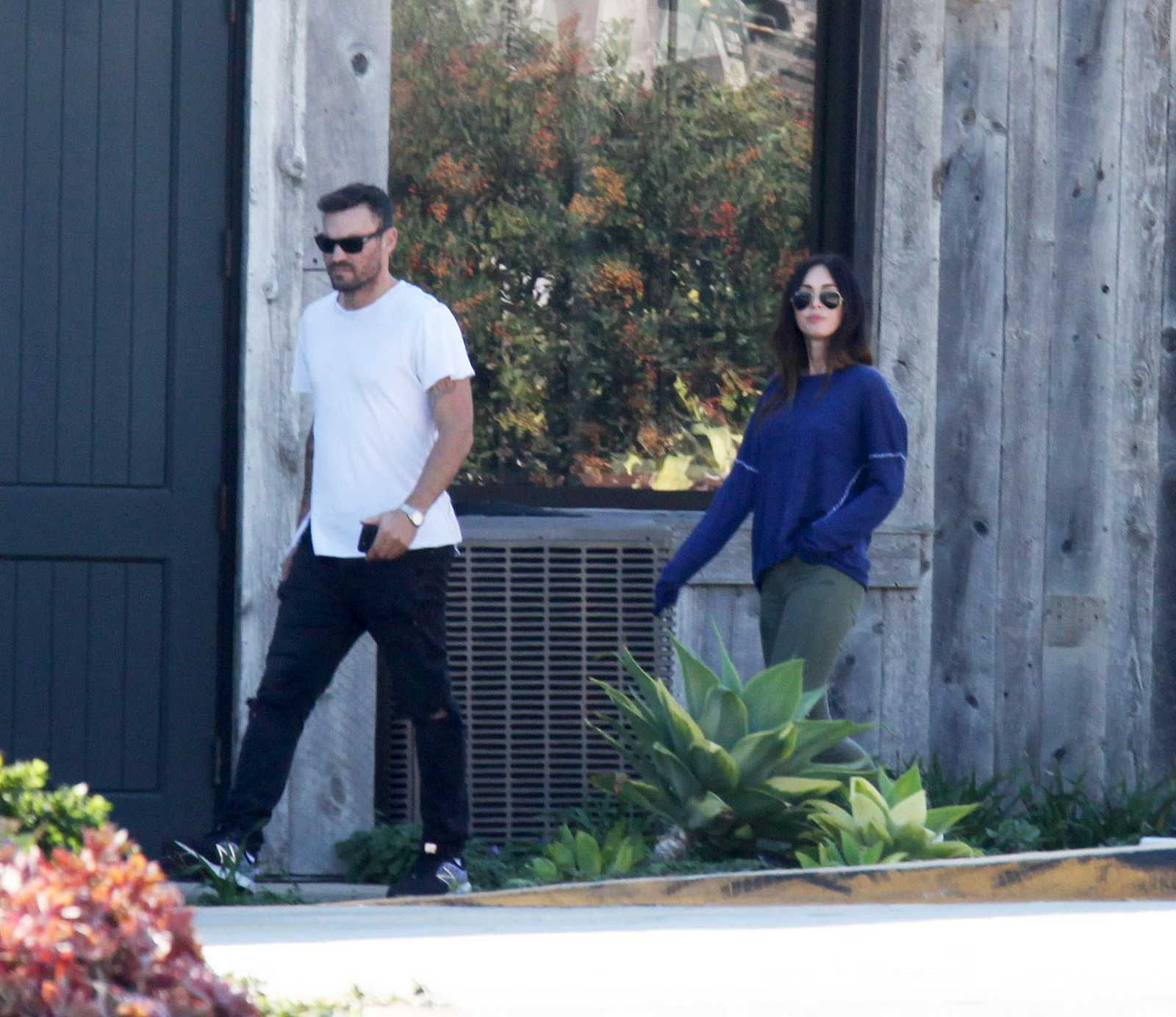 In_Malibu_on_November_11-01.jpg