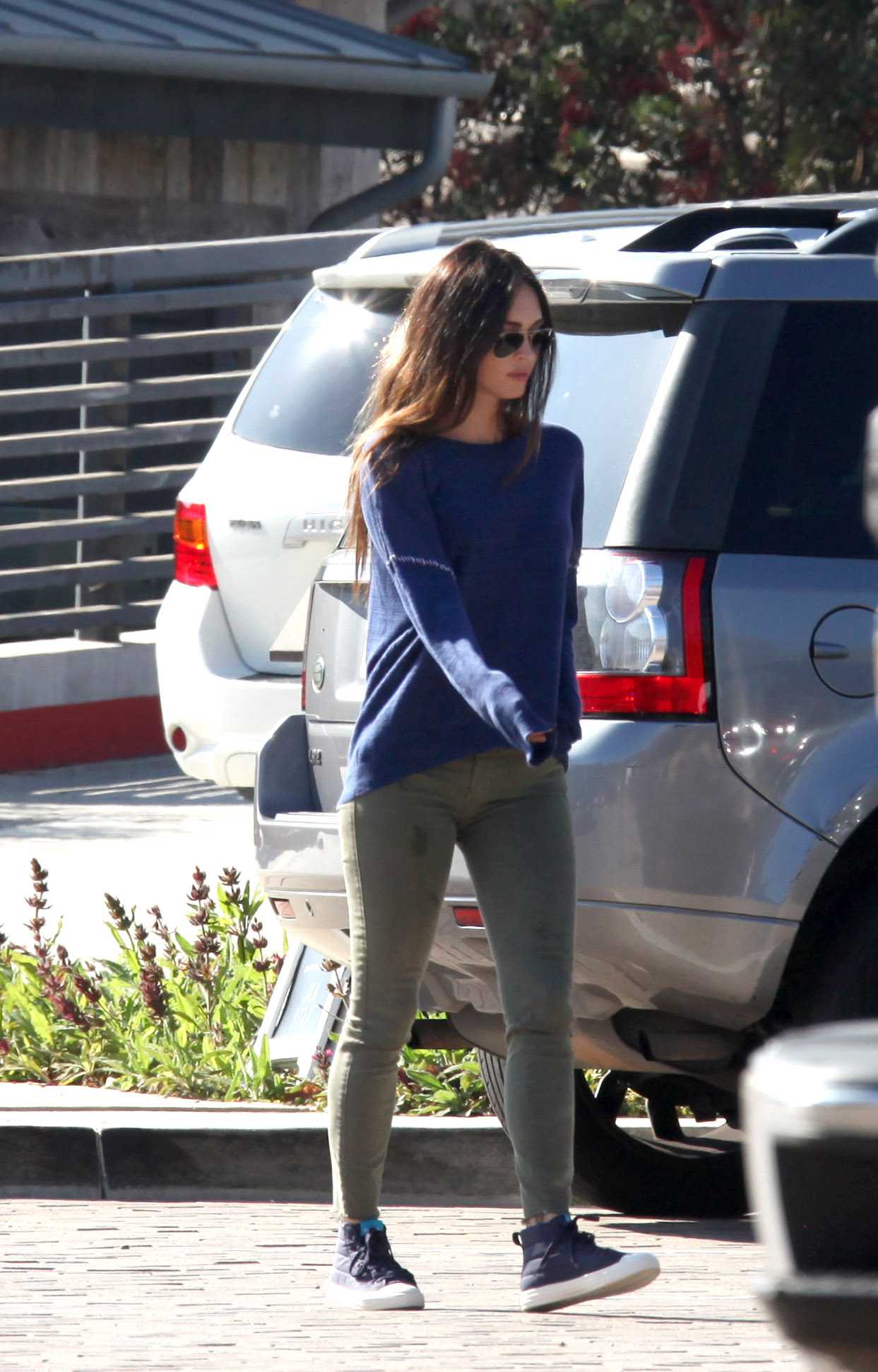 In_Malibu_on_November_11-04.jpg