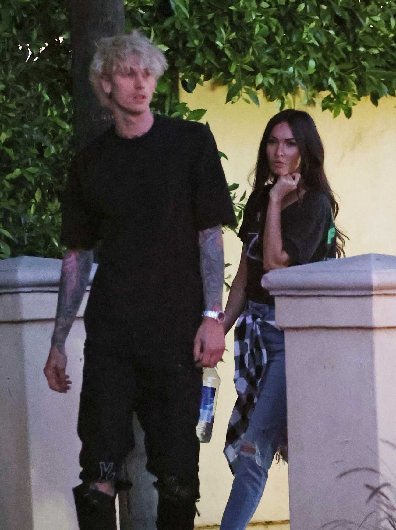 Machine_Gun_Kelly___Megan_Fox_-_seen_leaving_his_mansion_in_Los_Angeles2C_California__06172020-01.jpg