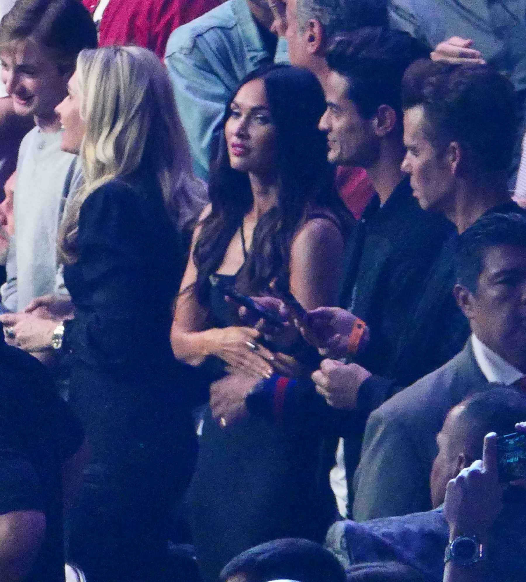 Megan_Fox_-_Conor_Mcgregor_VS_Khabib_Nurmagomedov_fight_in_Las_Vegas2C_NV__10062018-07.jpg