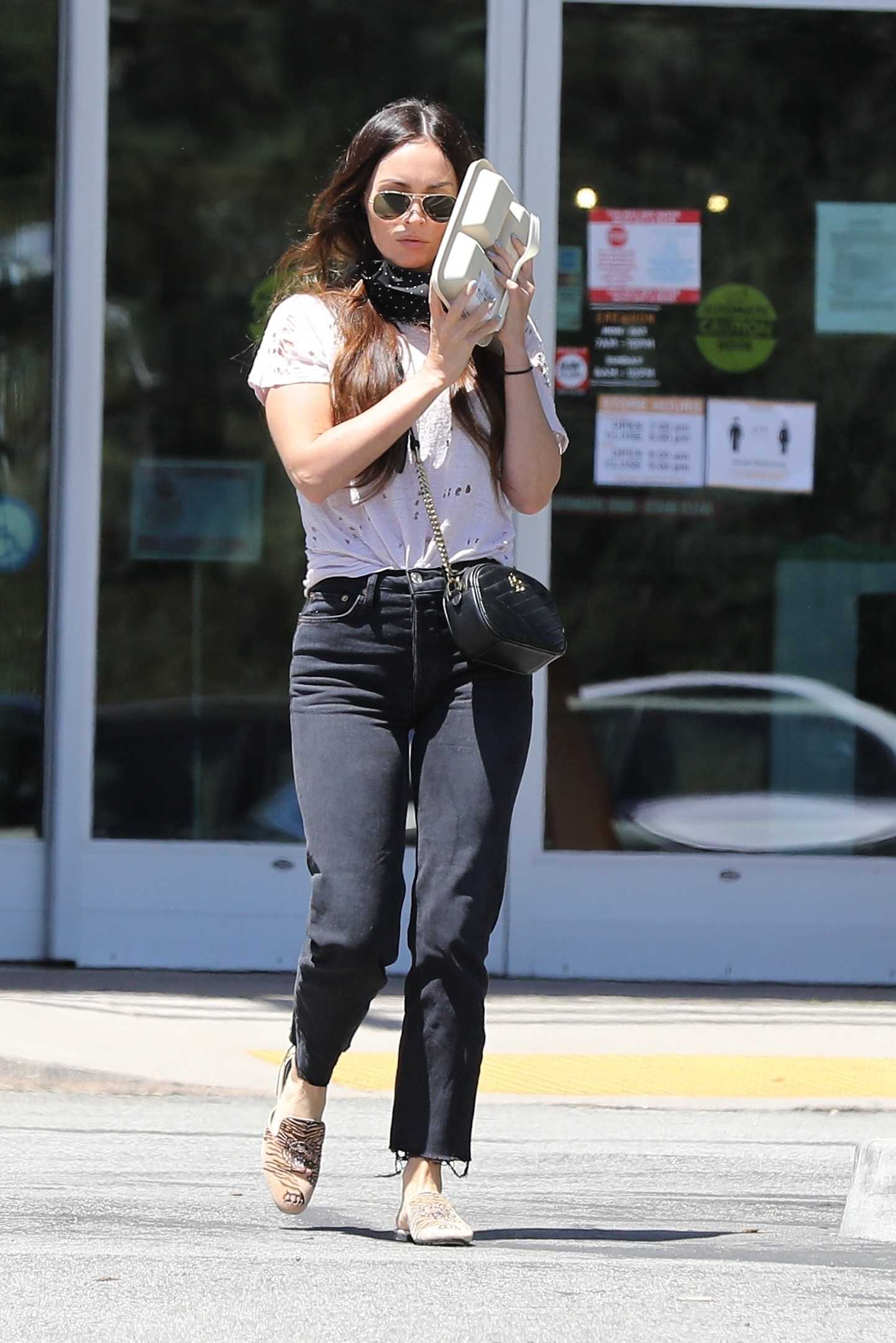 Megan_Fox_-_In_Calabasas2C_California__05142020-08.jpg