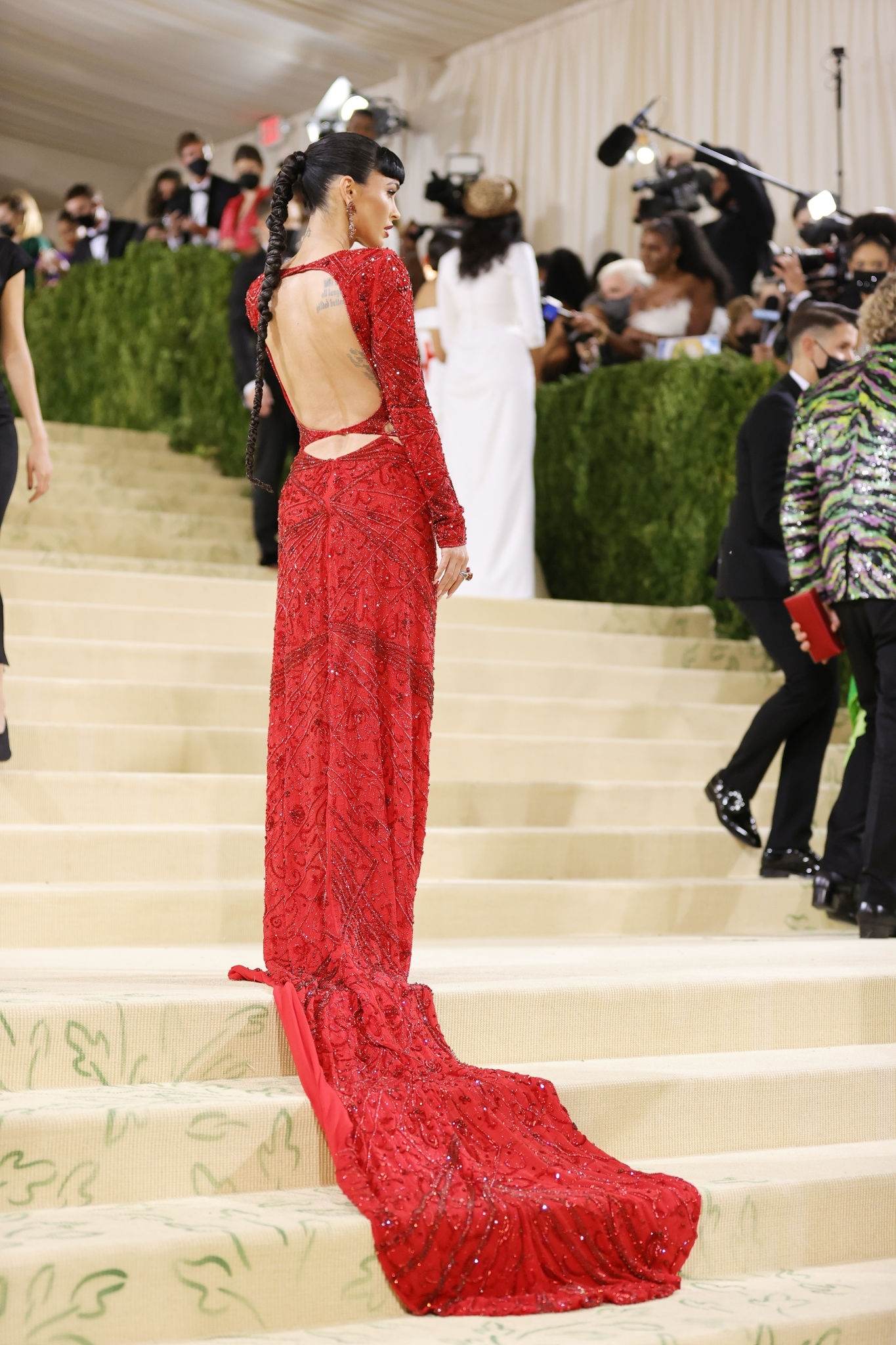 Megan_Fox_-_Met_Gala_Celebrating_In_America_A_Lexicon_Of_Fashion__09132021_00016.jpg