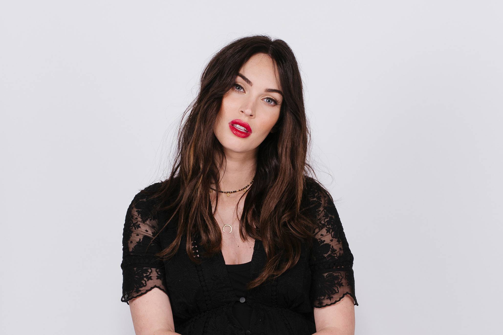 Megan_Fox_-_NY_Times_Photoshoot_2016-07.jpg