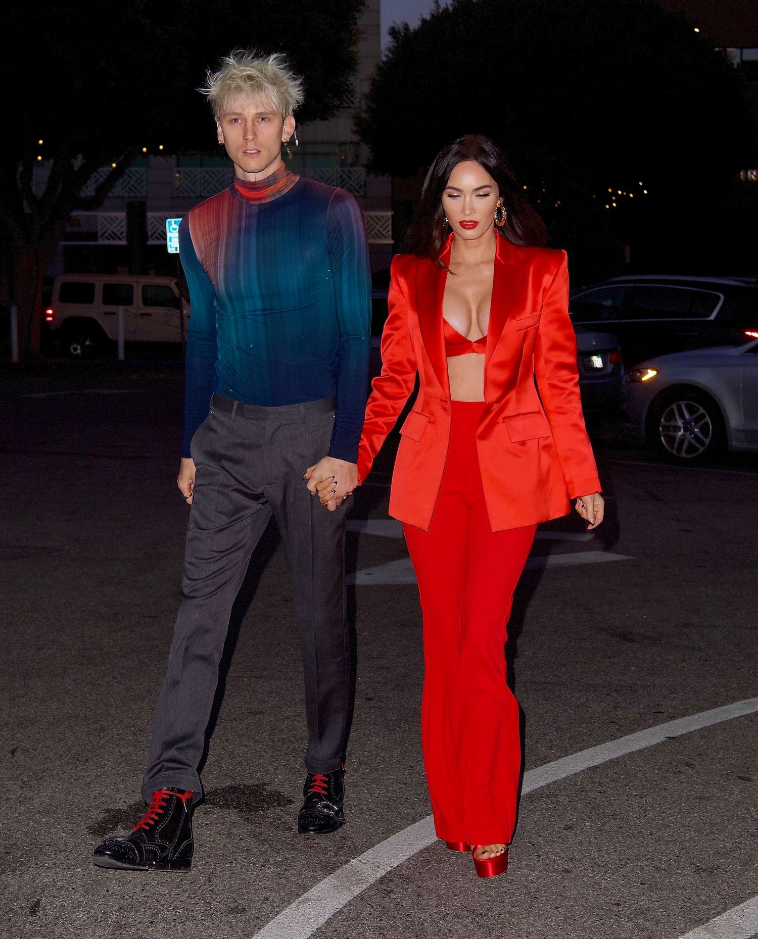Megan_Fox_-_Out_to_celebrate_her_35th_Birthday_-_Santa_Monica2C_05162021_04.jpg