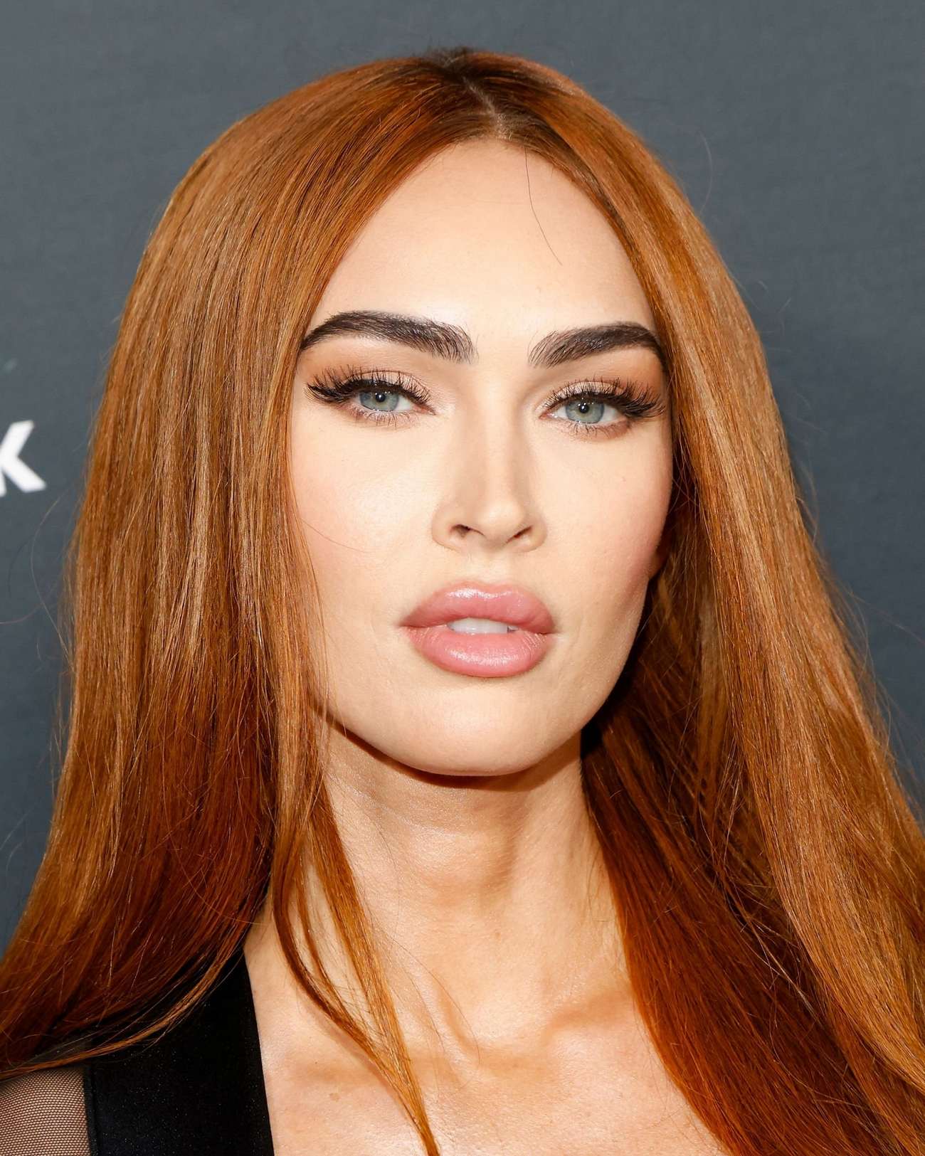 Megan_Fox_-_Sports_Illustrated_swimsuit_launch_event_in_New_York_May_182C_202344.jpg