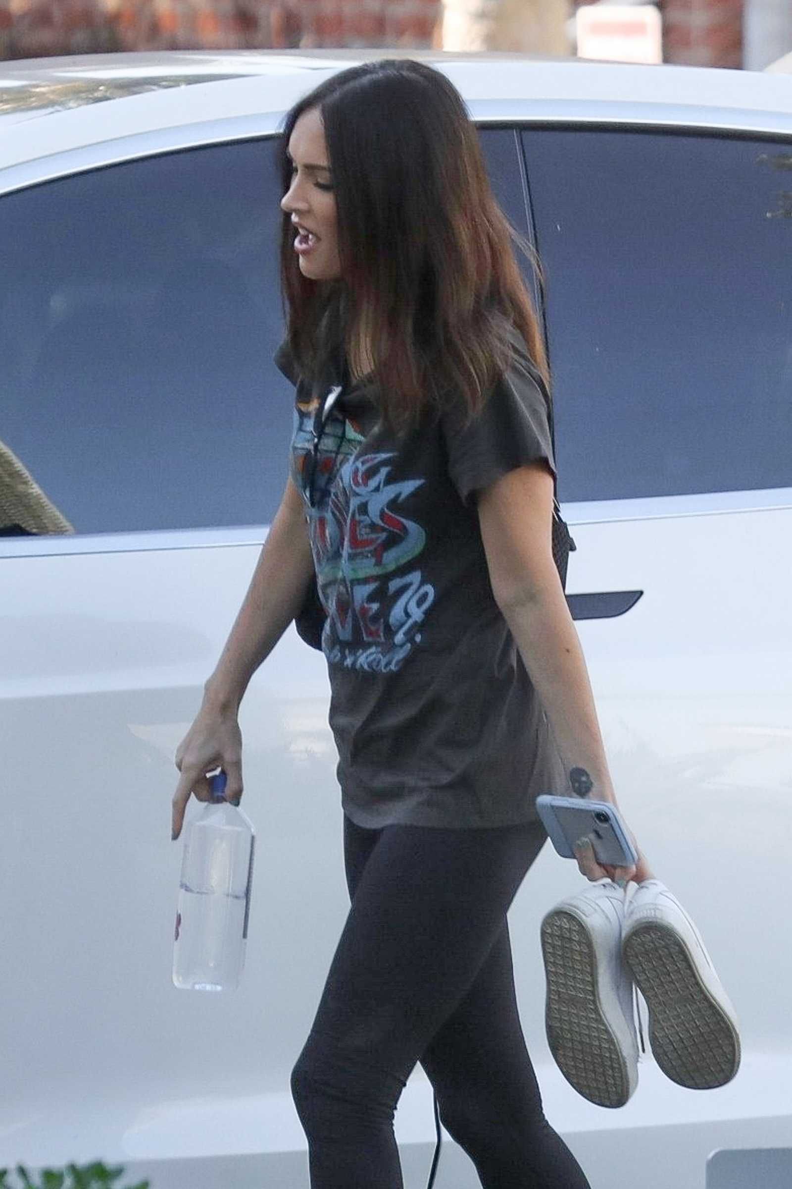 Megan_Fox_-_arrives_at_a_studio_in_Culver_City_09142018-02.jpg
