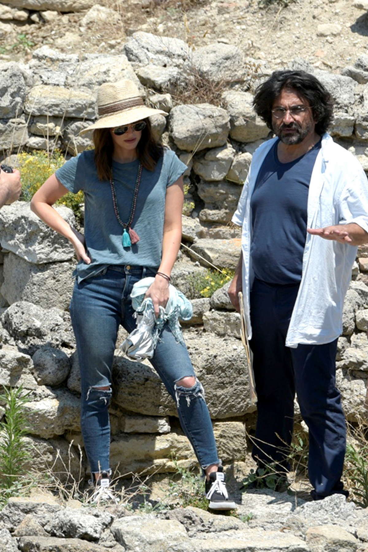 Visits_Troy_Ancient_City_for_her_new_Mysteries_and_Myths_with_Megan_Fox_documentary__28329.jpg