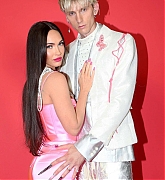 2021_iHeartRadio_Music_Awards_29.jpg