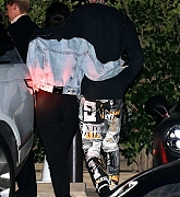 Machine_Gun_Kelly___Megan_Fox_-_seen_leaving_dinner_with_friends_at_Nobu_in_Malibu2C_California__03012021_01.jpg