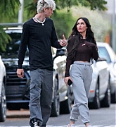 Megan_Fox_-_At_Notre_Dame_High_school_in_Sherman_Oaks2C_California__06052021_01.jpg