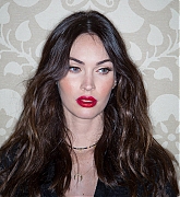 Megan_Fox_-_NY_Times_Photoshoot_2016-02.jpg