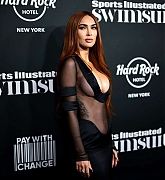 Megan_Fox_-_Sports_Illustrated_swimsuit_launch_event_in_New_York_May_182C_202311.jpg
