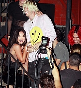 Megan_Fox_-_seen_leaving_Yung_Blud_concert_with_MGK_in_Los_Angeles2C_California__06252021_01~0.jpg