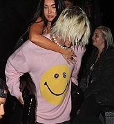 Megan_Fox_-_seen_leaving_Yung_Blud_concert_with_MGK_in_Los_Angeles2C_California__06252021_05~0.jpg
