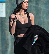 Megan_Fox_-_spotted_leaving_Elite_Aesthetics_medical_spa_in_Los_Angeles2C_California__0217202200002.jpg
