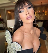 Megan_Fox_Instagram_282929.jpg