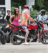 Megan_Fox___Out_and_about_in_Mexico_16th_November_202129.jpg